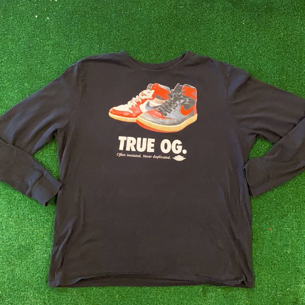 Vintage Michael Jordan long sleeves